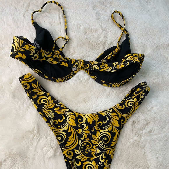 Fashion Nova Bikini - Picture 4 of 4